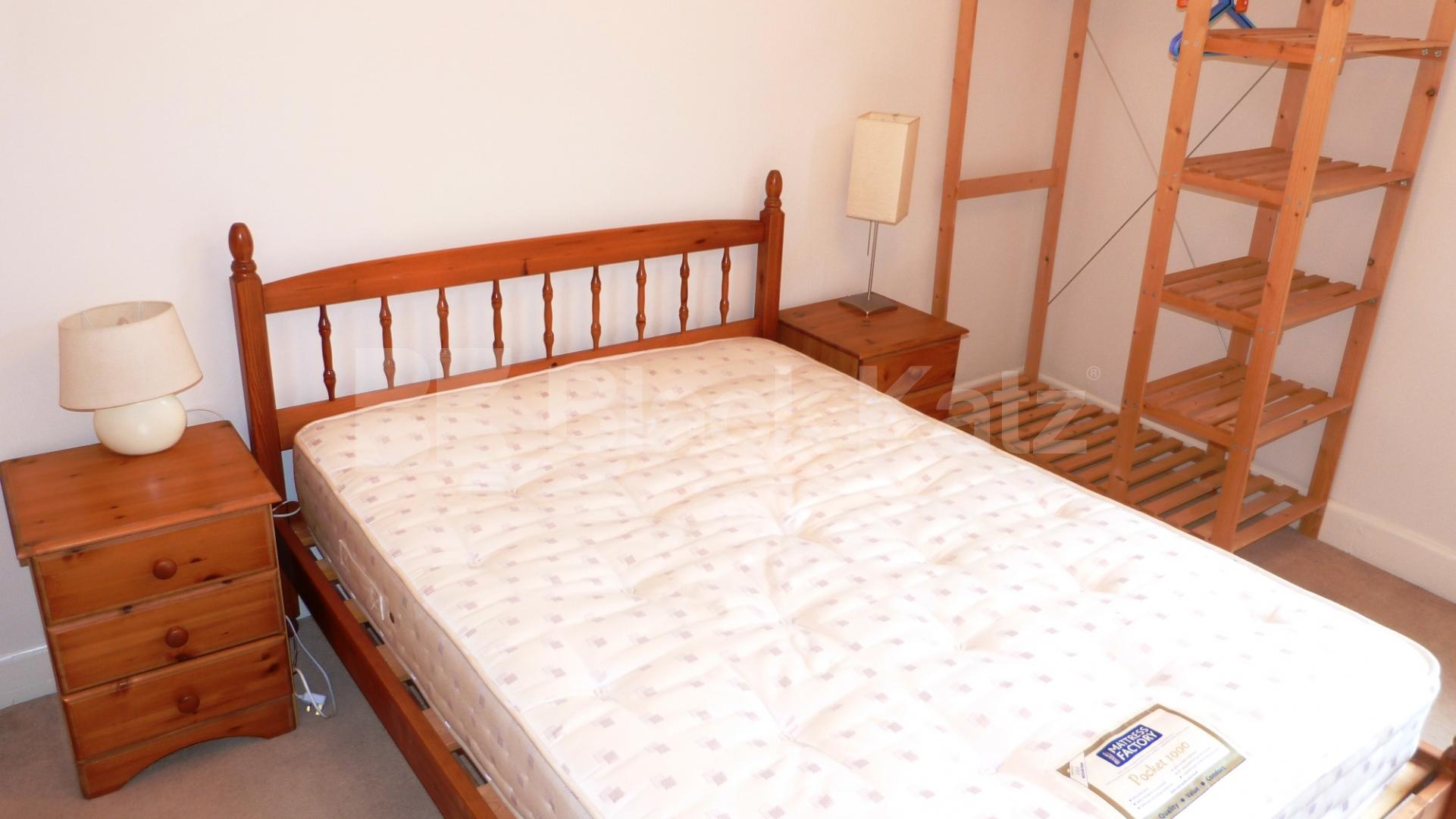 			Garden Flat !, 1 Bedroom, 1 bath, 1 reception Flat			 Terront Road, Turnpike Lane